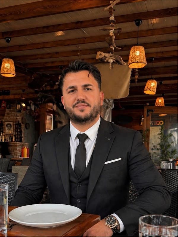 Kuaför Hikmet Köprülü