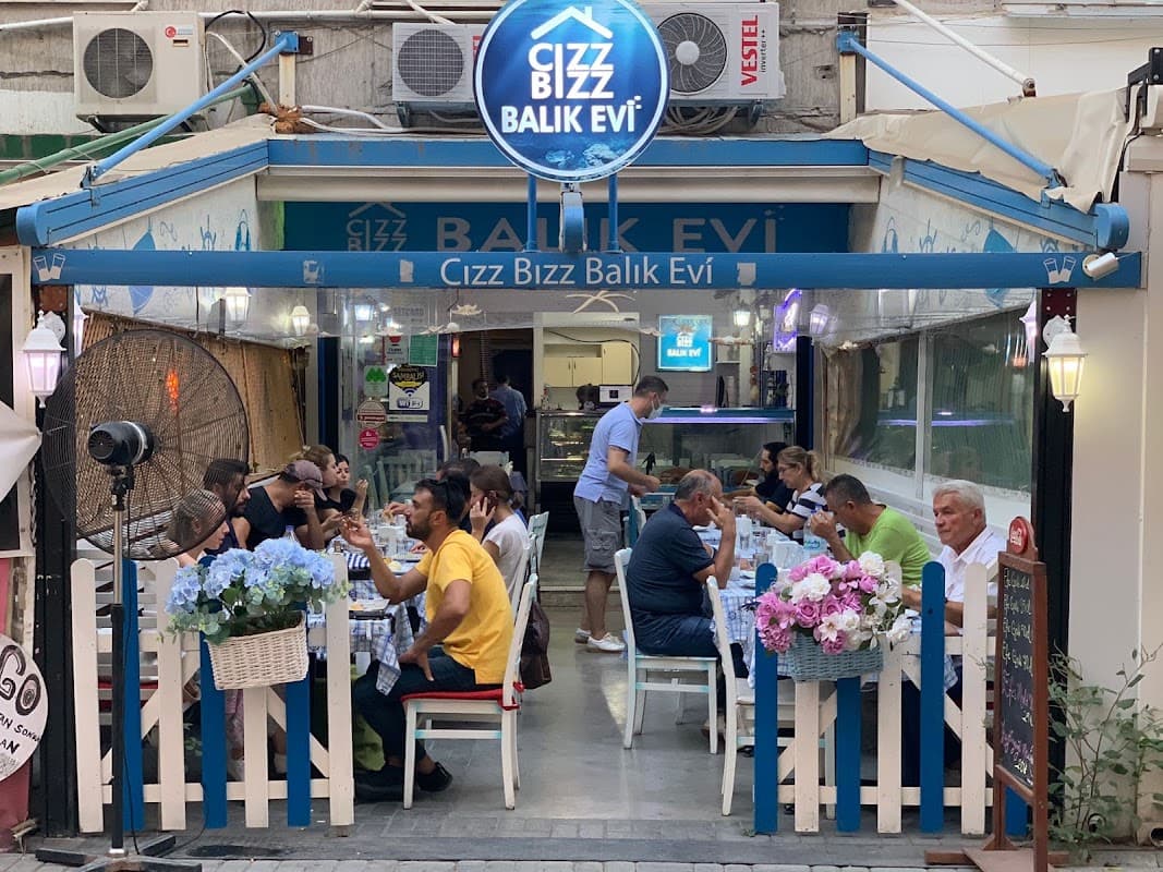 Cızz Bızz Balık Meyhane