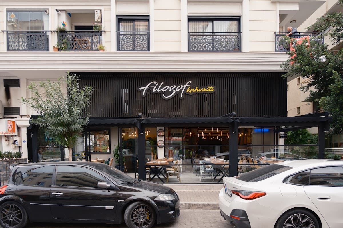 Filozof Bostanlı